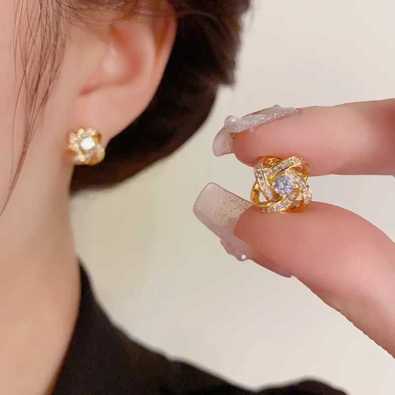 Boucles d'oreilles à tige en zircon, légères et luxueuses