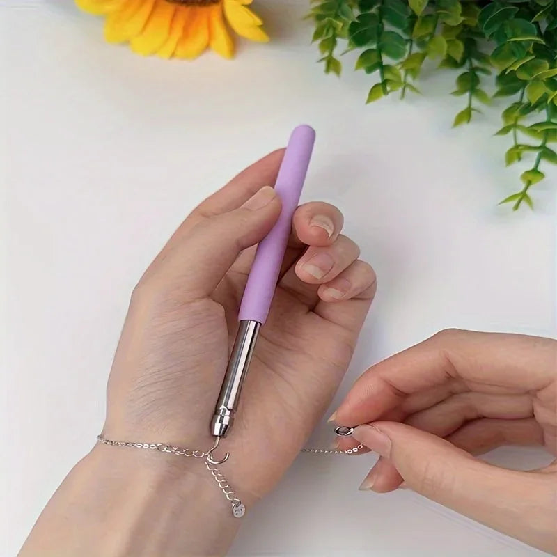 Outil d'aide à la fixation de bijoux