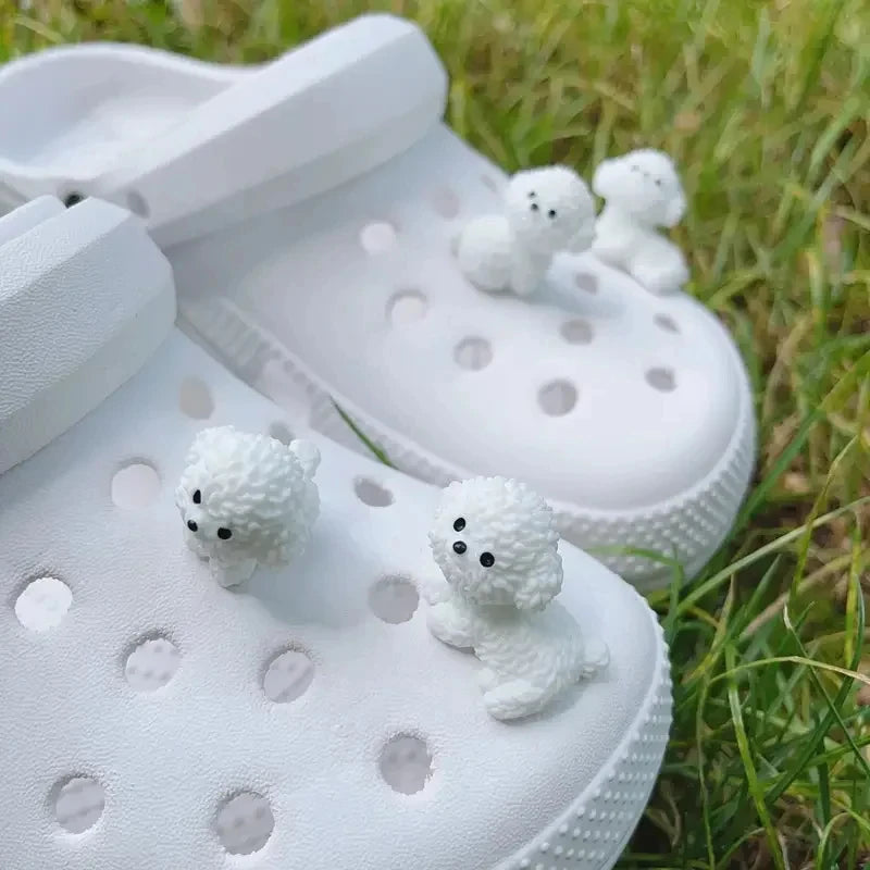 Ensemble de décorations de chaussures 3D pour mini chiots, figurines de chien bichon frisé détachables, à utiliser comme sabots, cadeaux de fêtes