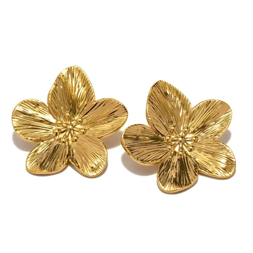 2025 New Fashion Classic Large-flower Electroplated Gold Women's Flower-Shaped Earrings, With a Retro Style, Suitable For Women'