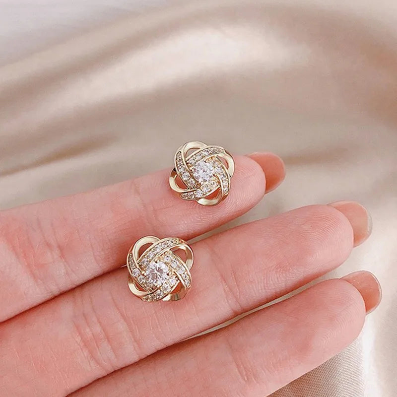 Boucles d'oreilles à tige en zircon, légères et luxueuses