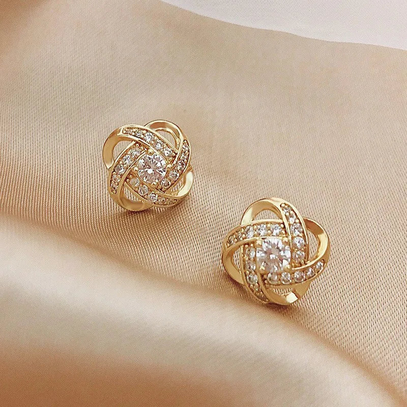 Boucles d'oreilles à tige en zircon, légères et luxueuses