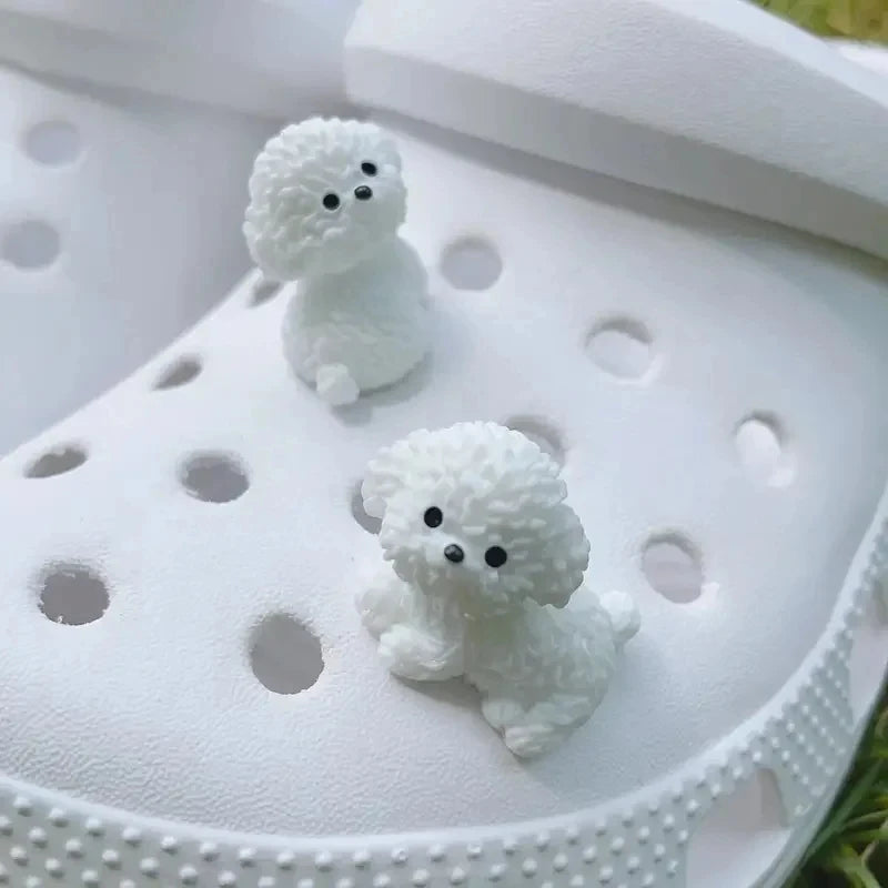 Ensemble de décorations de chaussures 3D pour mini chiots, figurines de chien bichon frisé détachables, à utiliser comme sabots, cadeaux de fêtes
