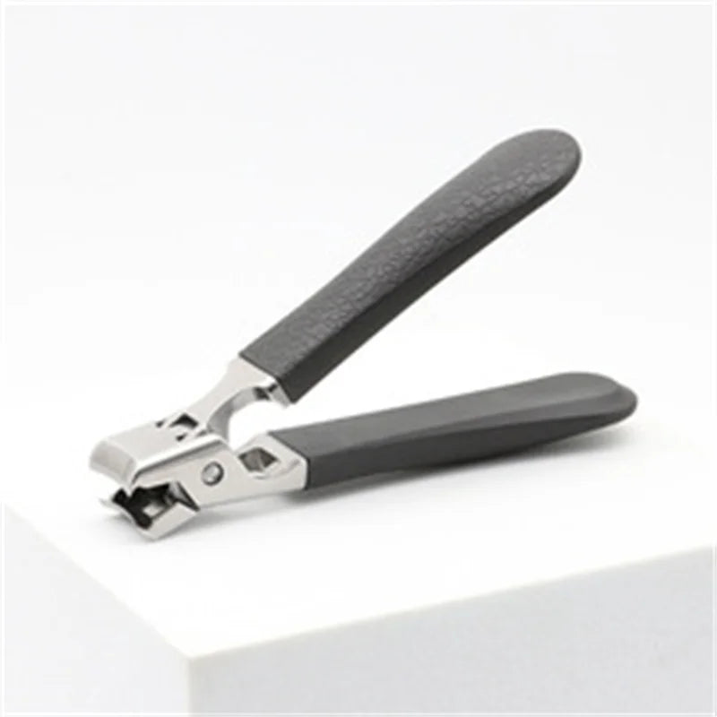 1 coupe-ongles épais, outil de manucure robuste.