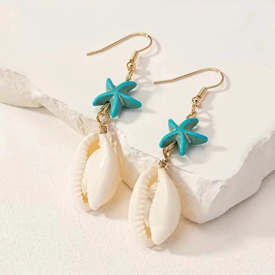 2025 New Fashion Classic Large-flower Electroplated Gold Women's Flower-Shaped Earrings, With a Retro Style, Suitable For Women'