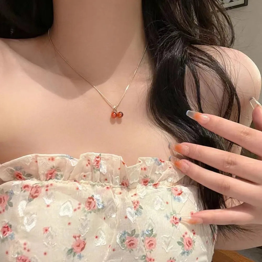 Stainless Steel Cherry Necklace Natural Stone Beads Pendant Chain Necklace Women's Fashion Wedding Jewelry Birthday Gift