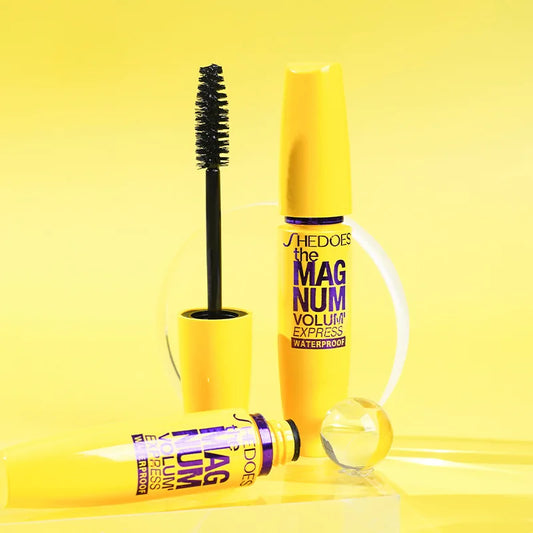 Mascara noir 4D, waterproof