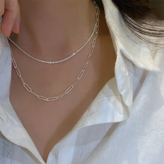 Collier argenté scintillant pour femmes